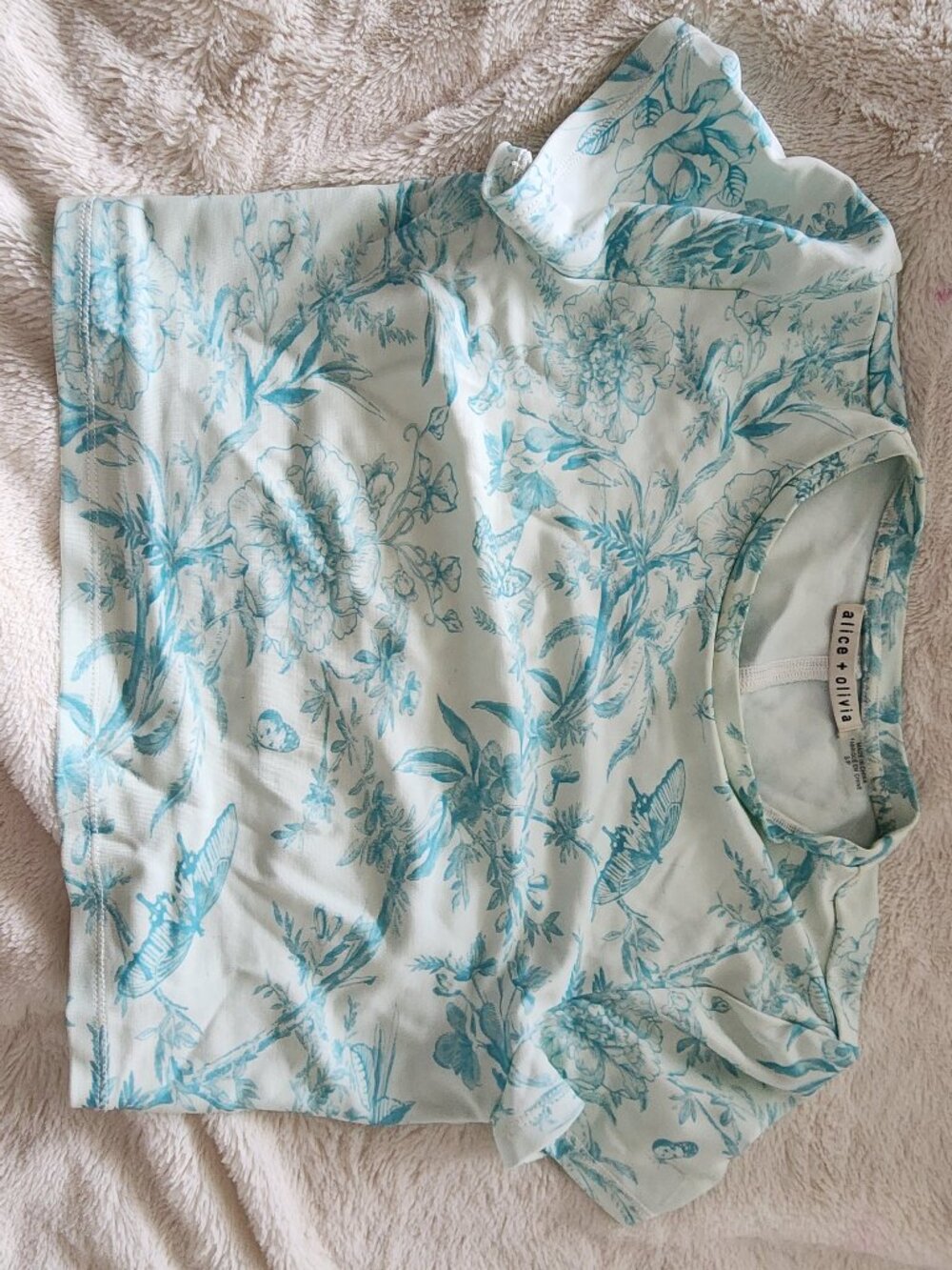 Rare Alica and Ovilia Top